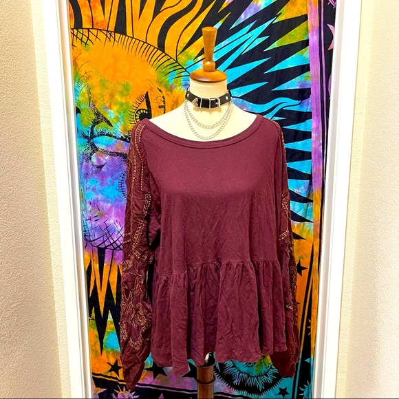 🌈 Lovely lace embroidered top - Picture 2 of 11